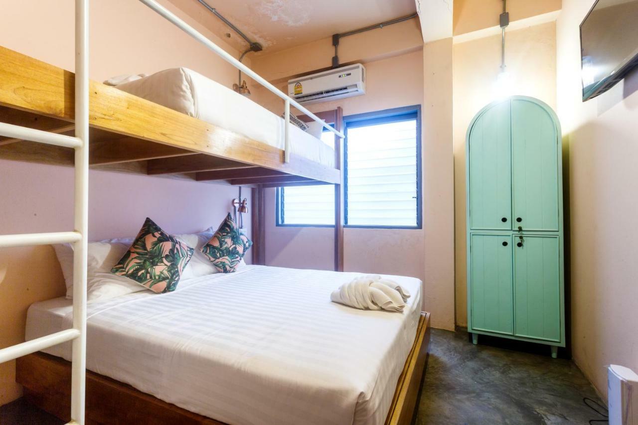 A Local Something Hostel Trang Exterior foto